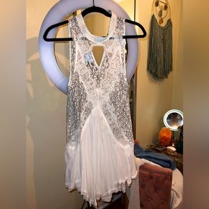 Free people, Top size, small, beautiful, black, and white